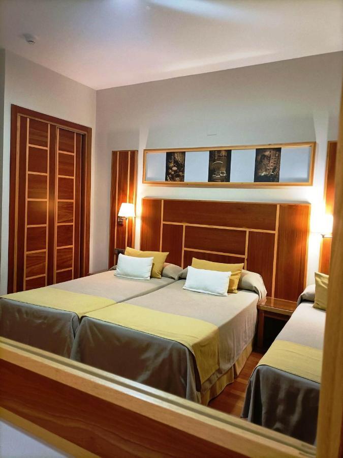 Hotel Carmen La Carlota Eksteriør billede