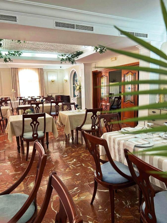 Hotel Carmen La Carlota Eksteriør billede